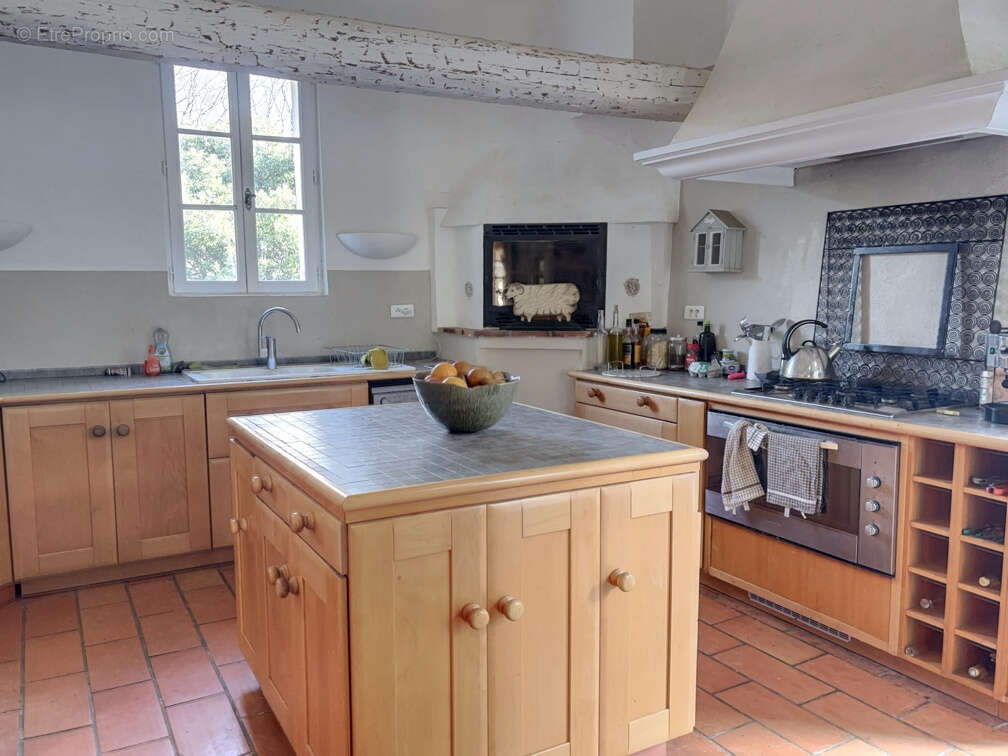 Maison à LA GARDE-FREINET