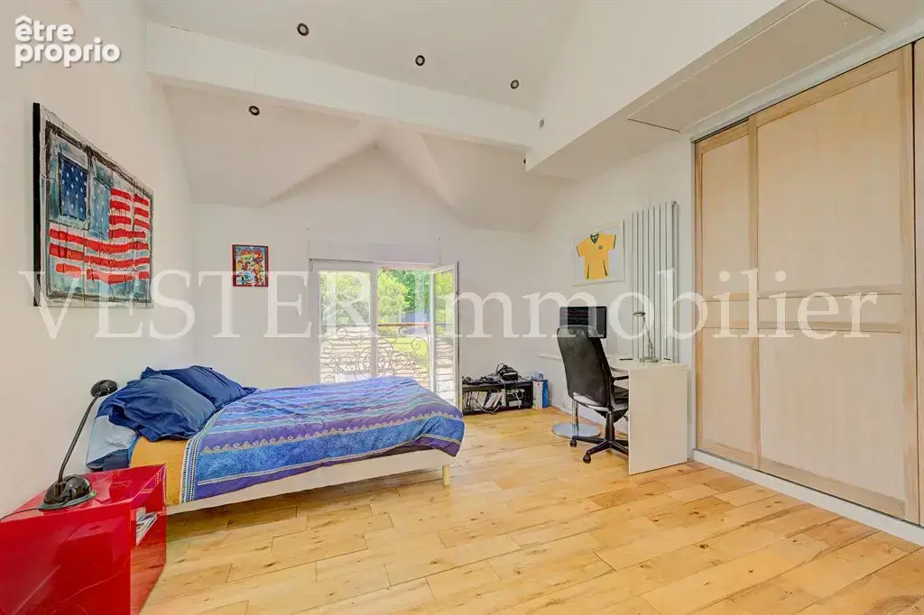 Sur un terrain de 3  000m², très agréable maison familiale d’environ 175m² - photo 16