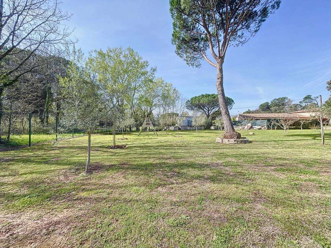 Maison à PUGET-SUR-ARGENS