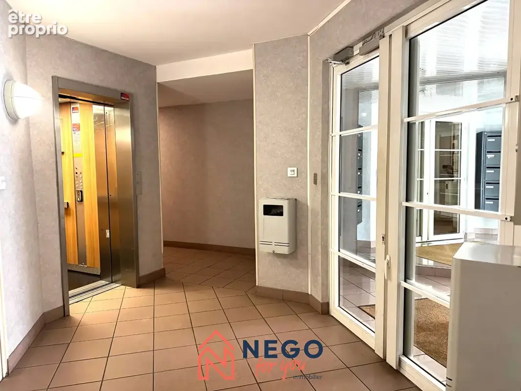Appartement T3/T4 lumineux avec 2 loggias - Quartier La Madeleine ? Angers - photo 13