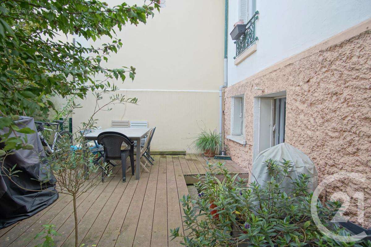 Maison à CHOISY-LE-ROI