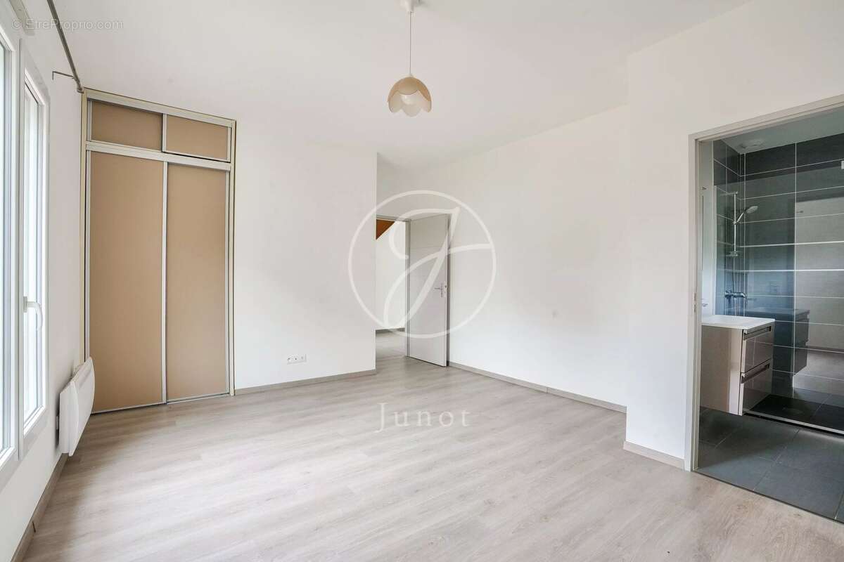 Maison à CROISSY-SUR-SEINE