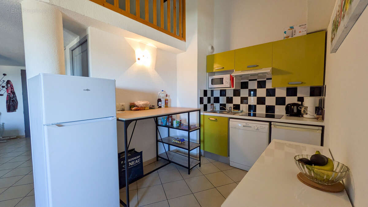 Appartement à SIGNES