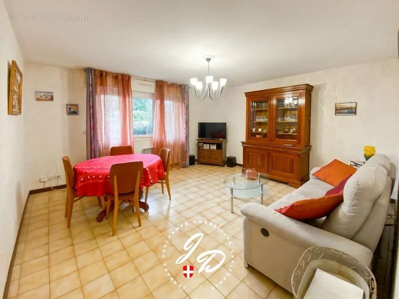 Appartement à AIX-LES-BAINS