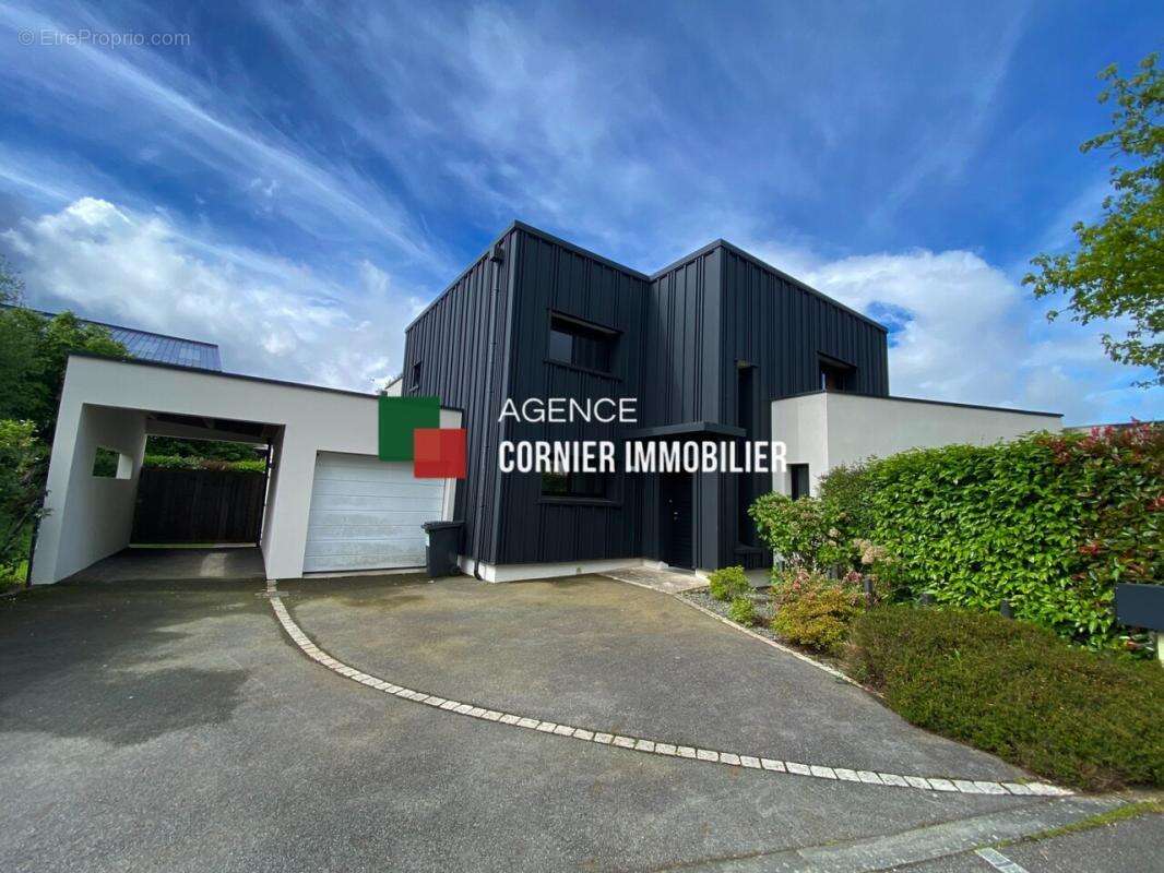 Maison à NOYAL-SUR-VILAINE