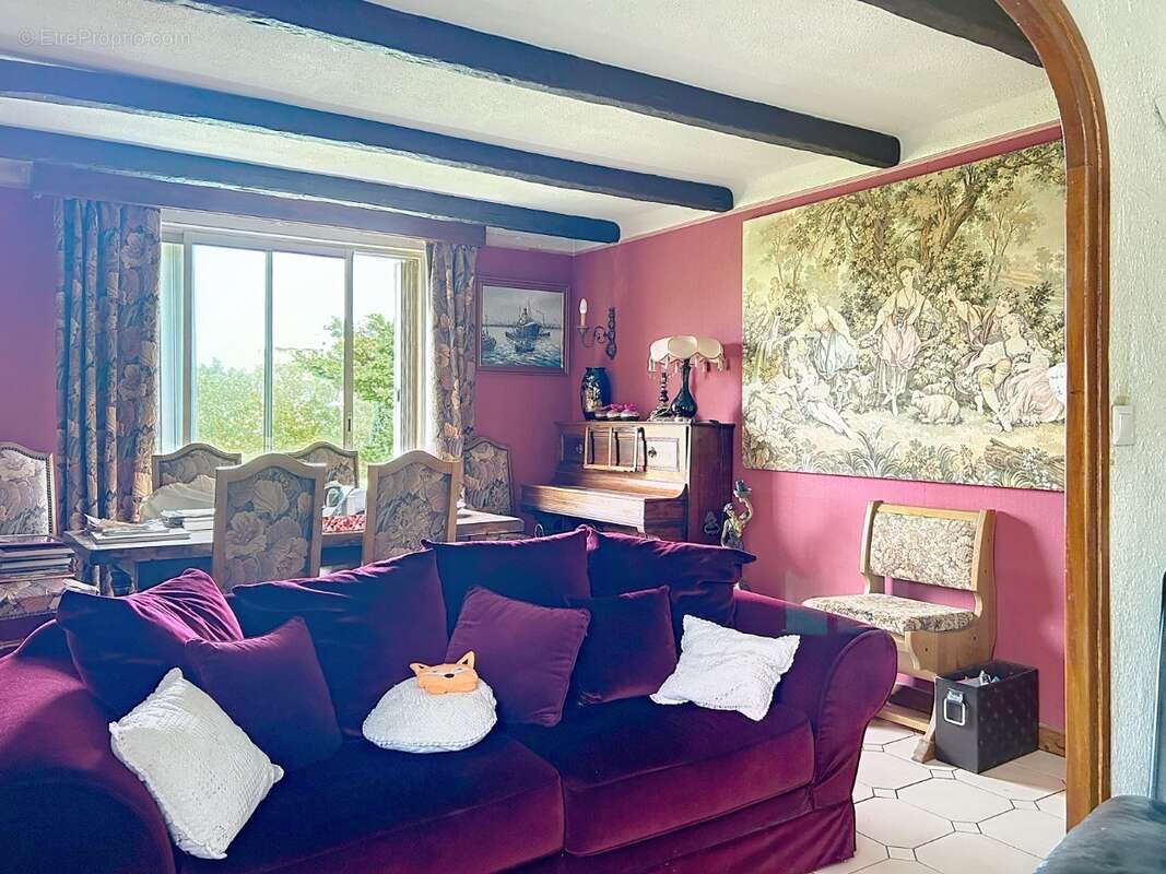 Maison à MONTELIMAR