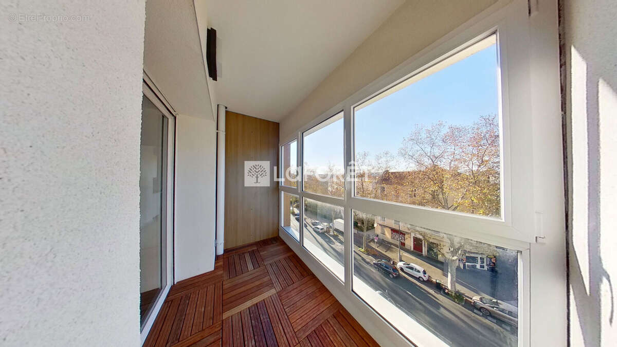 Appartement à LYON-8E