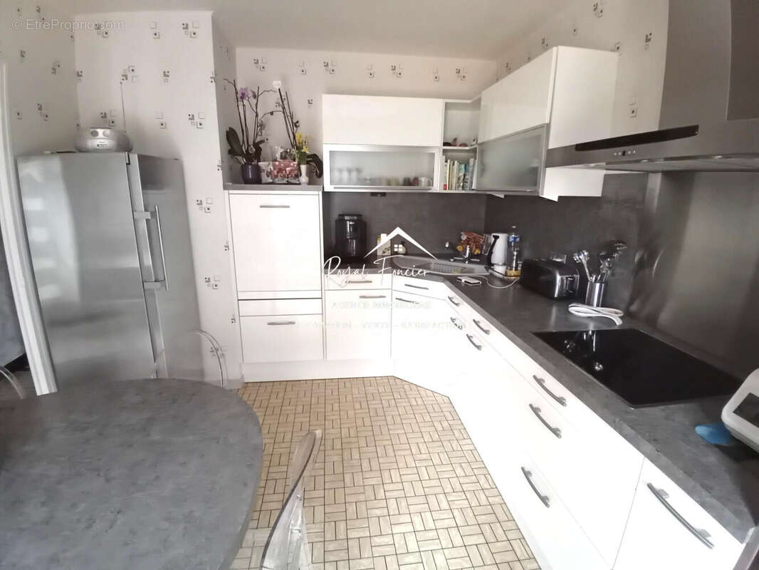 Maison à SAINTE-MAURE-DE-TOURAINE