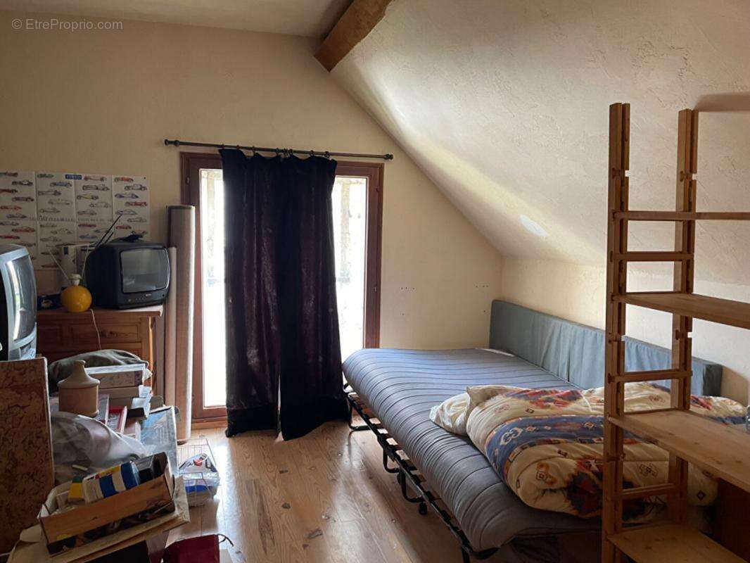 Maison à SAINTE-SOLANGE