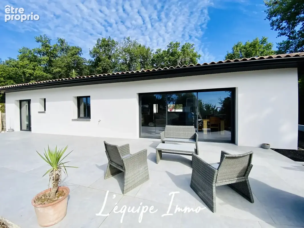 Maison T4 avec piscine et garage sur terrain de 1100m2 - photo 4