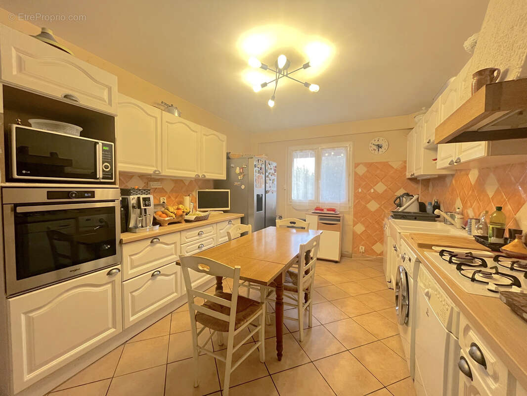 Maison à SIX-FOURS-LES-PLAGES