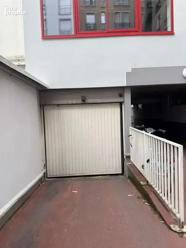 Parking quai de jemmapes - photo 2