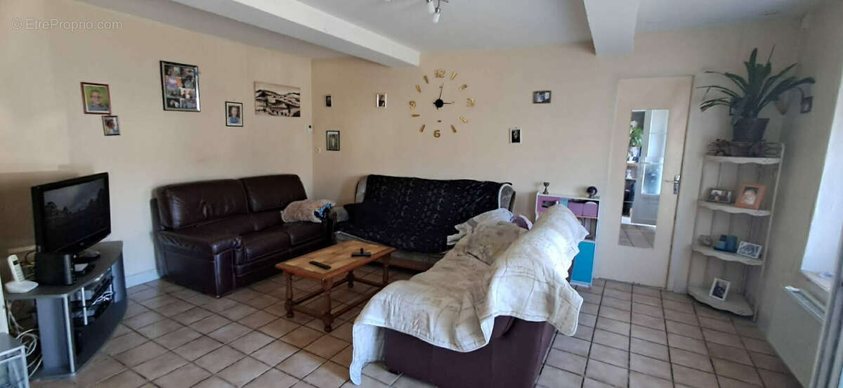 Maison à VRIGNE-AUX-BOIS