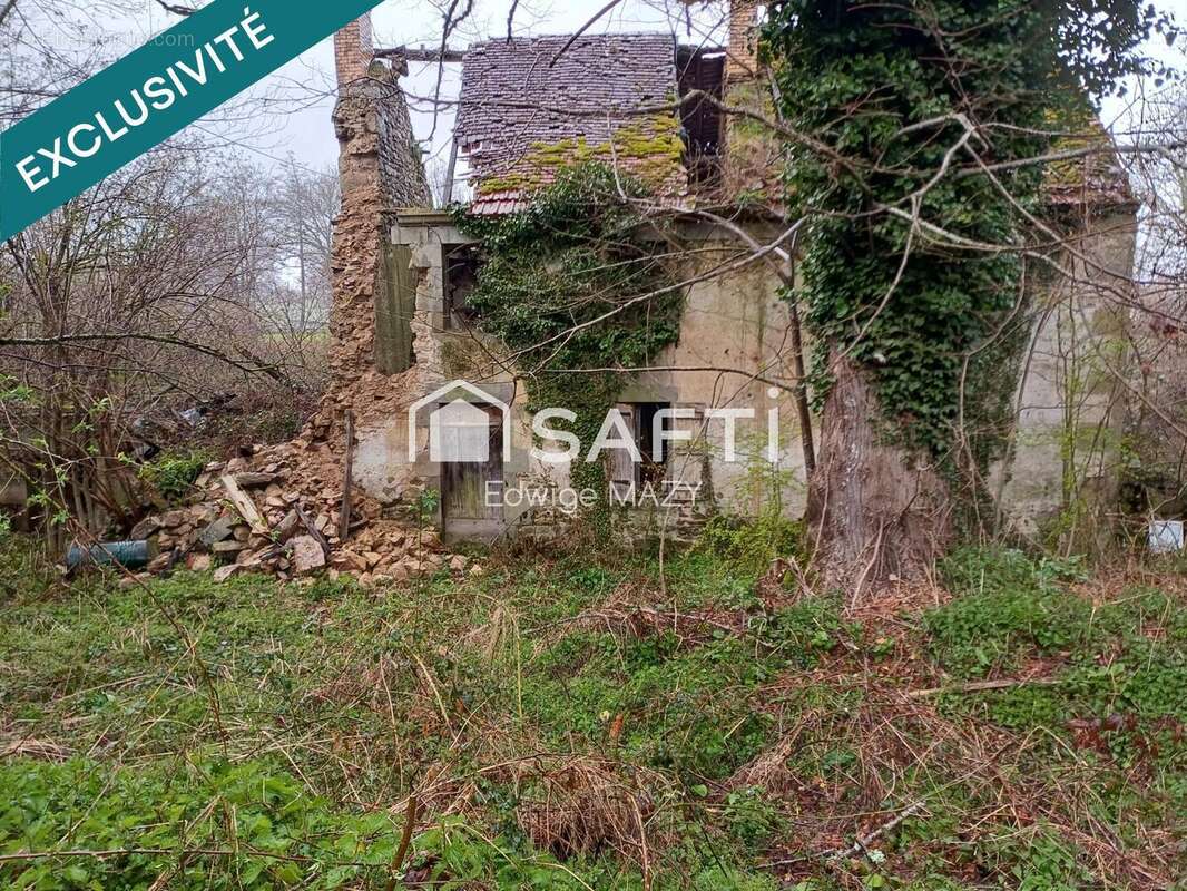 Photo 7 - Maison à ARFEUILLE-CHATAIN