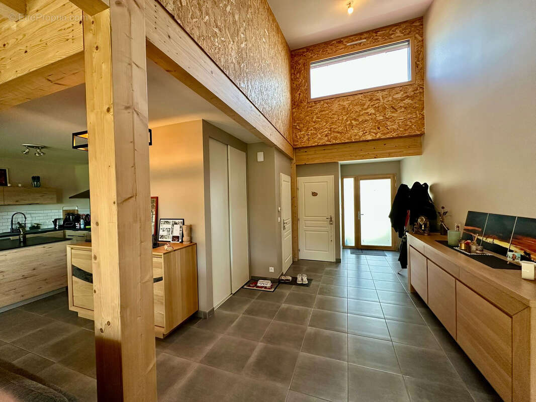 Maison à CROSEY-LE-GRAND