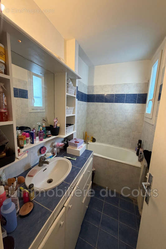 Appartement à PORT-DE-BOUC