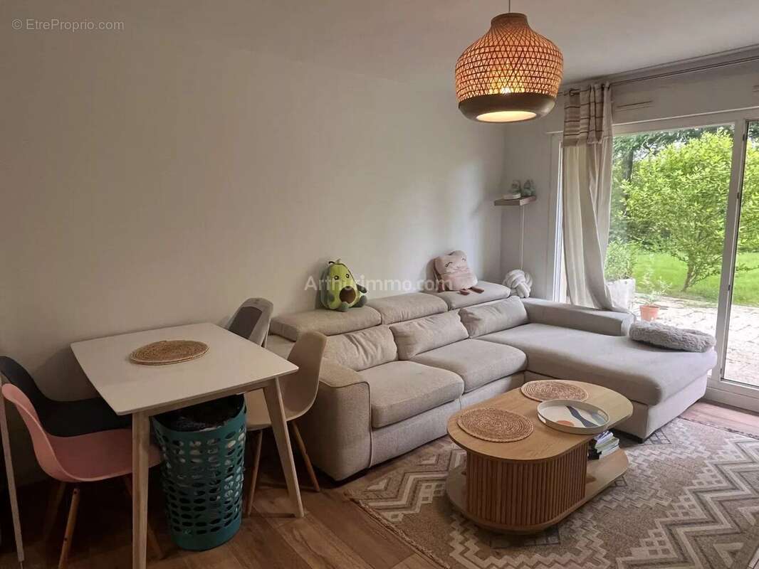 Appartement à MONTGERMONT