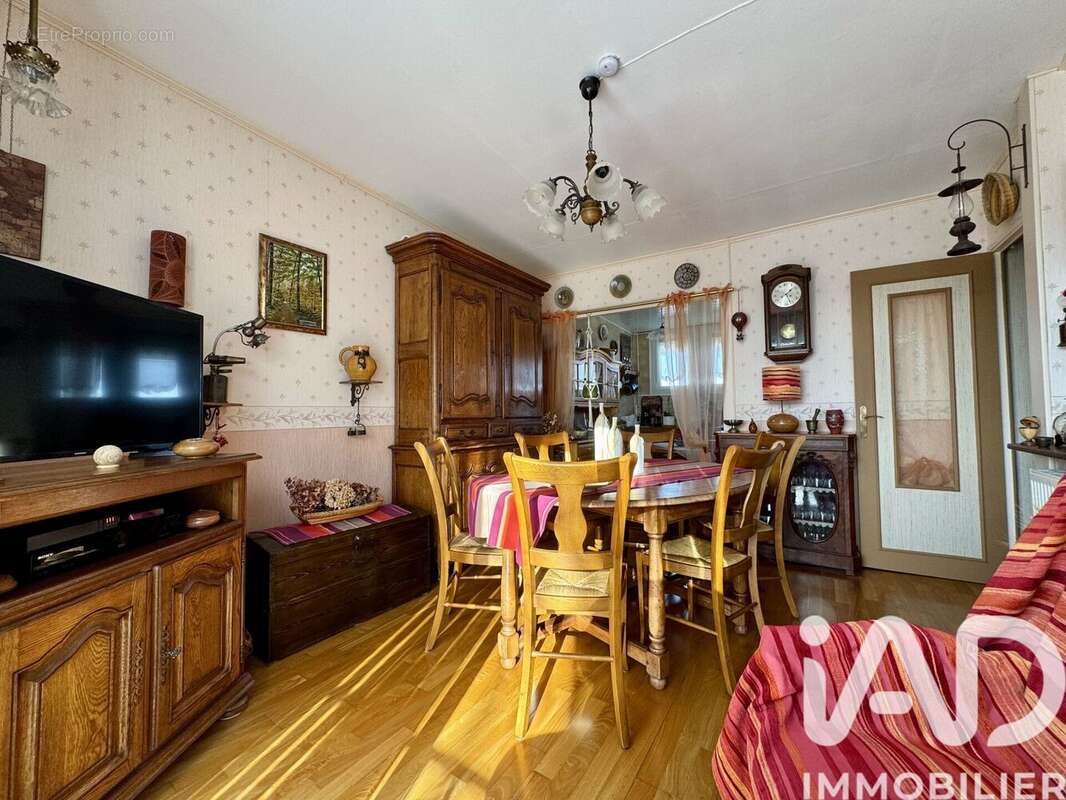 Photo 3 - Appartement à DAMMARIE-LES-LYS