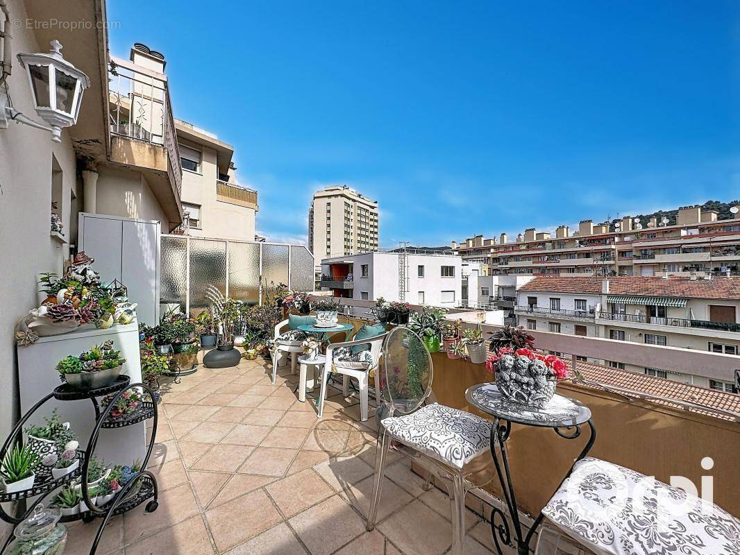 Appartement à NICE