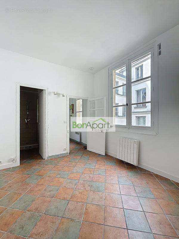 Appartement à PARIS-4E