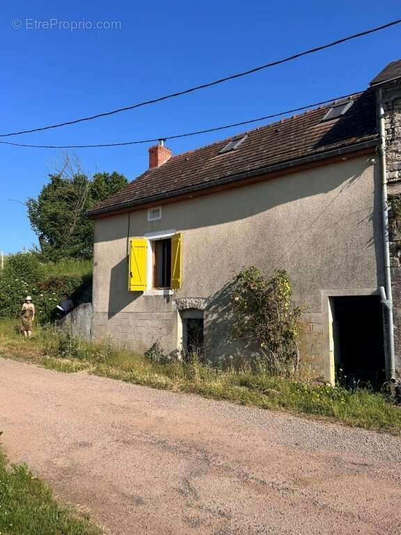 Maison à MONTAPAS