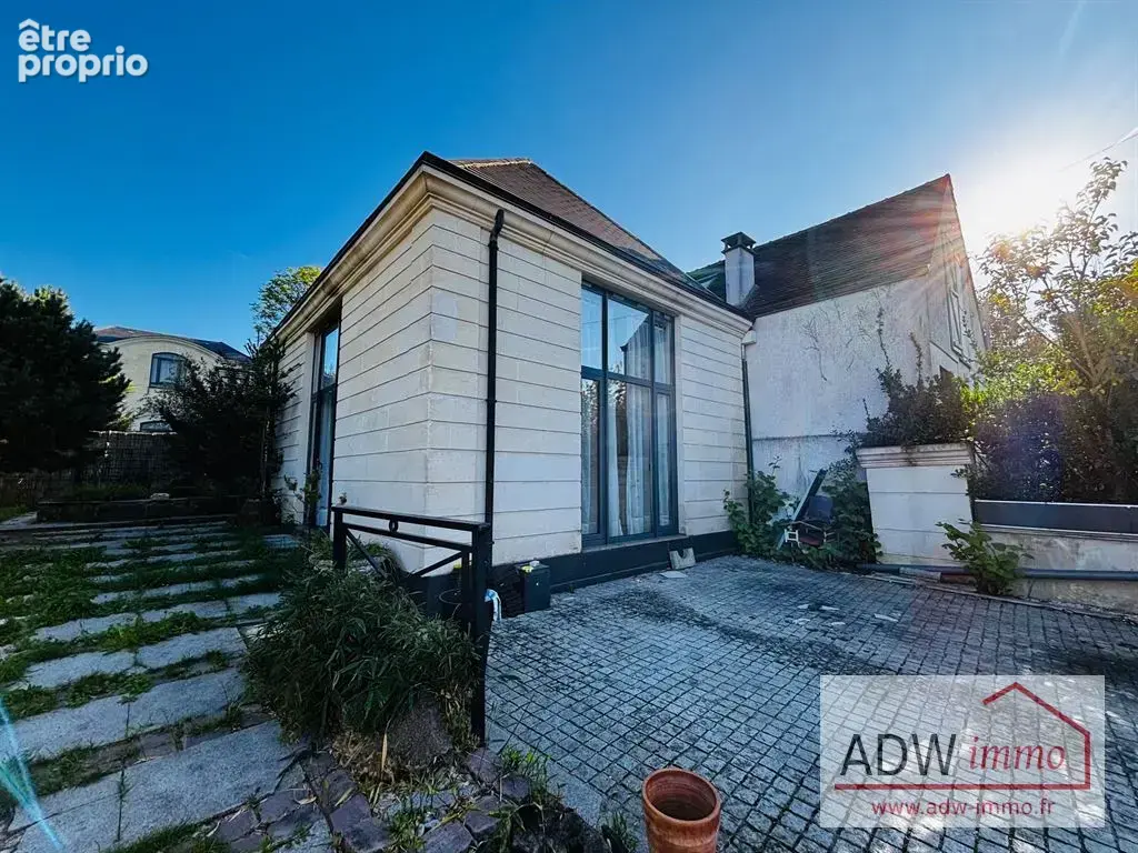 Photo Maison à Mandres-Les-Roses au prix de 269 000€