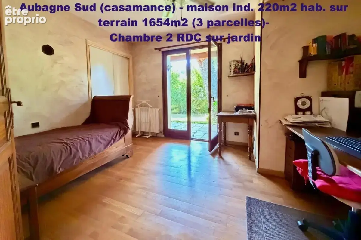 13400  Aubagne (Casamance et Chateau de Creissauds) Maison Individuelle -  4 à 5 chambres - 220m2 hab et 300m2 plancher - photo 17