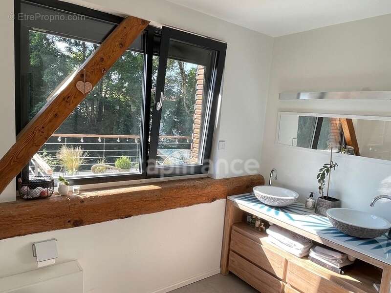 Maison à PREVESSIN-MOENS