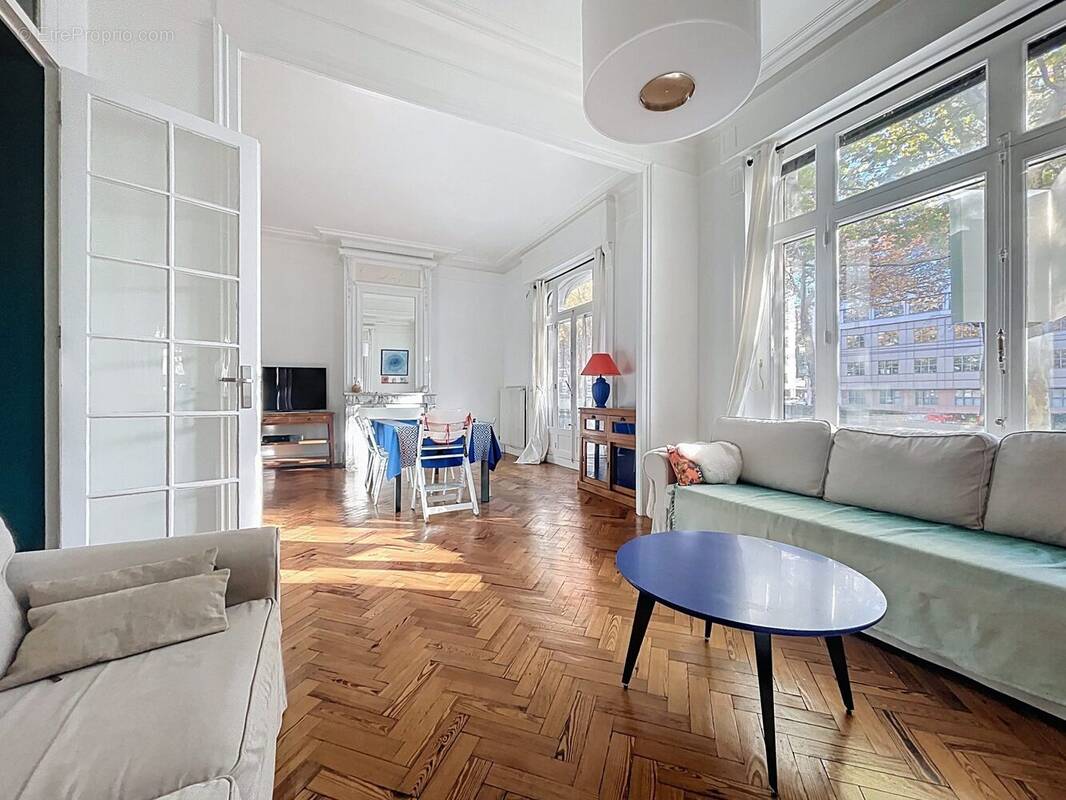 Appartement à LA MADELEINE