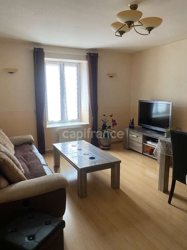 Appartement à LUXEUIL-LES-BAINS