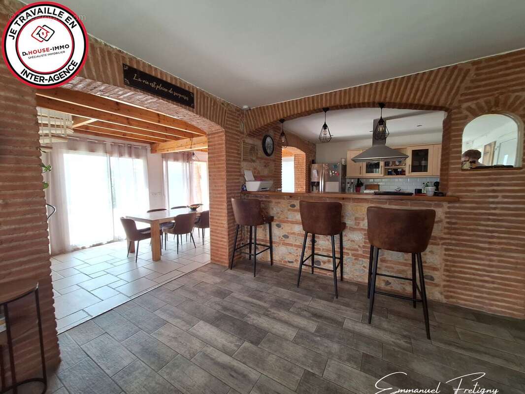 Maison 197 m² à Villemolaque  - photo 19