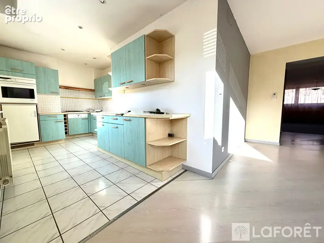 Appartement Epinal 5 pièce(s) 160m2 garage et parking - photo 2