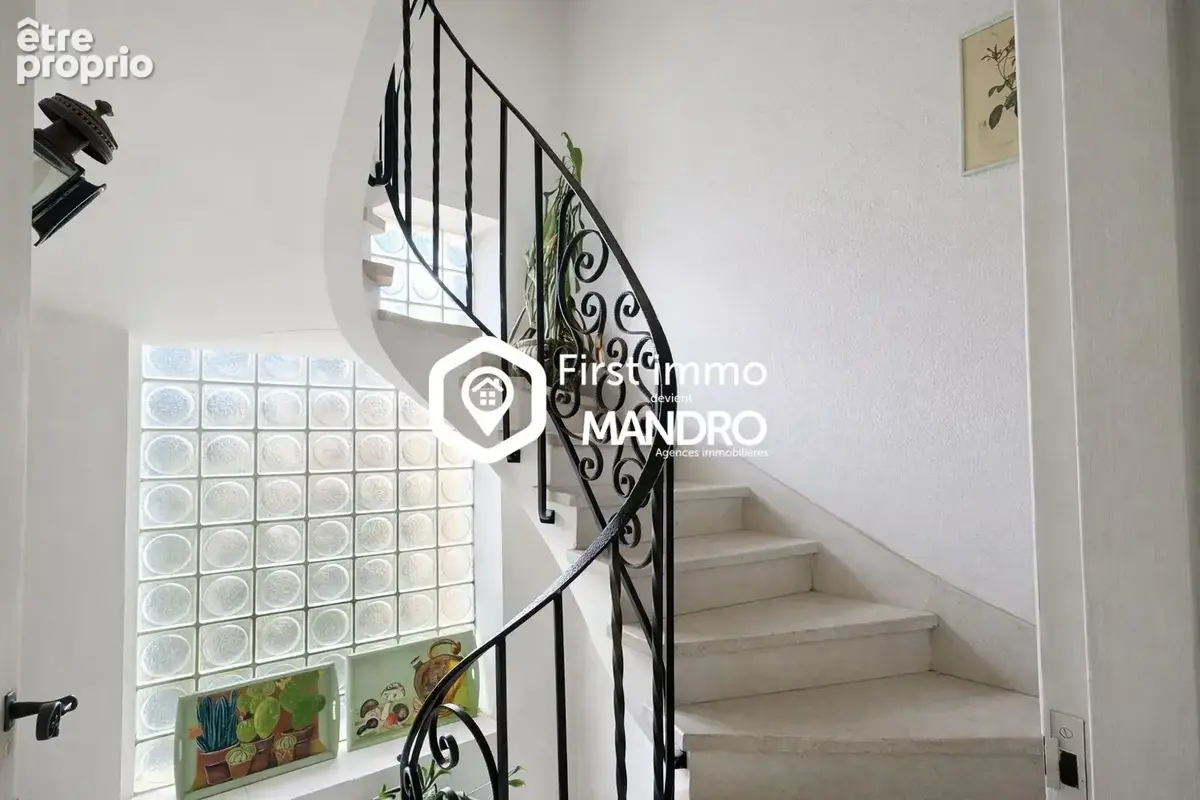 Maison 9 pièces 215 m² à vendre à Ille-Sur-Tet (66130) - photo 5