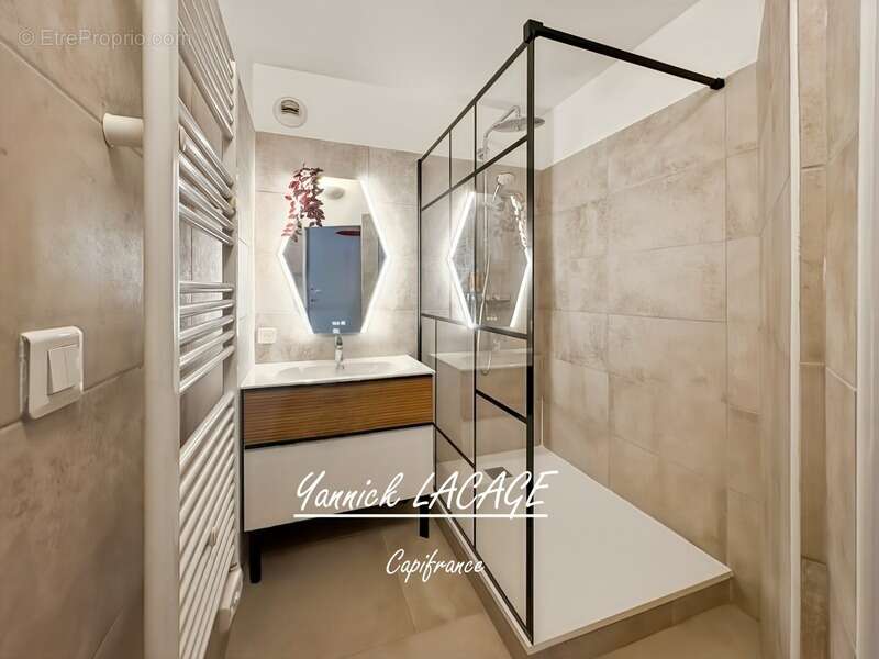 Appartement à MARSEILLE-13E