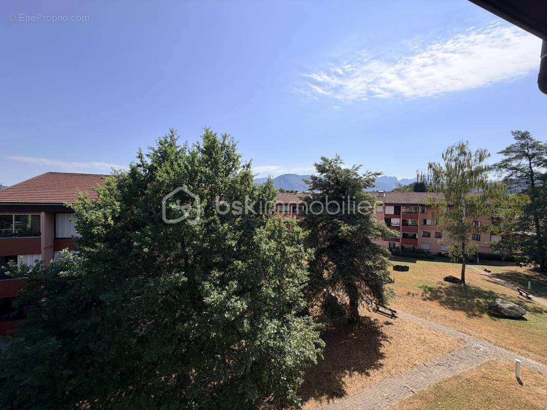 Appartement spacieux en dernier étage dans un environnement tranquille - photo 11