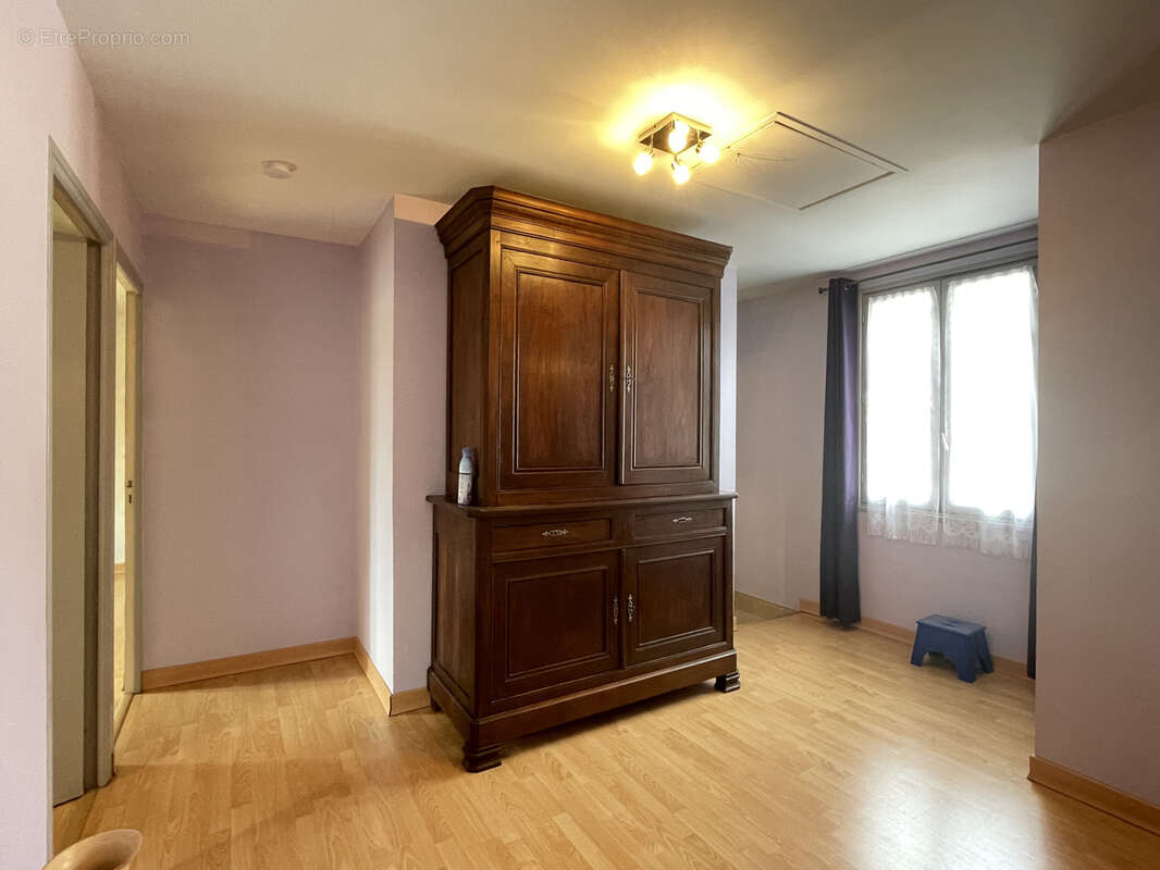 Maison à CONFOLENS