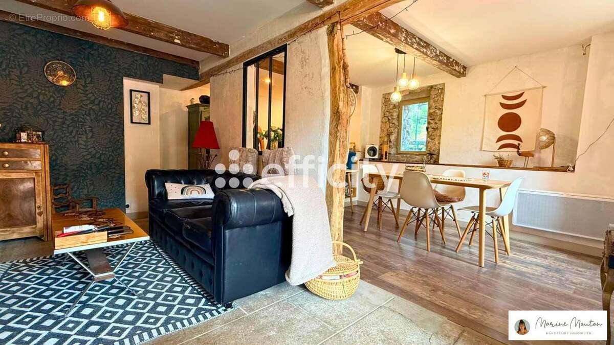 Maison 87 m² à Marcols-Les-Eaux  - photo 2
