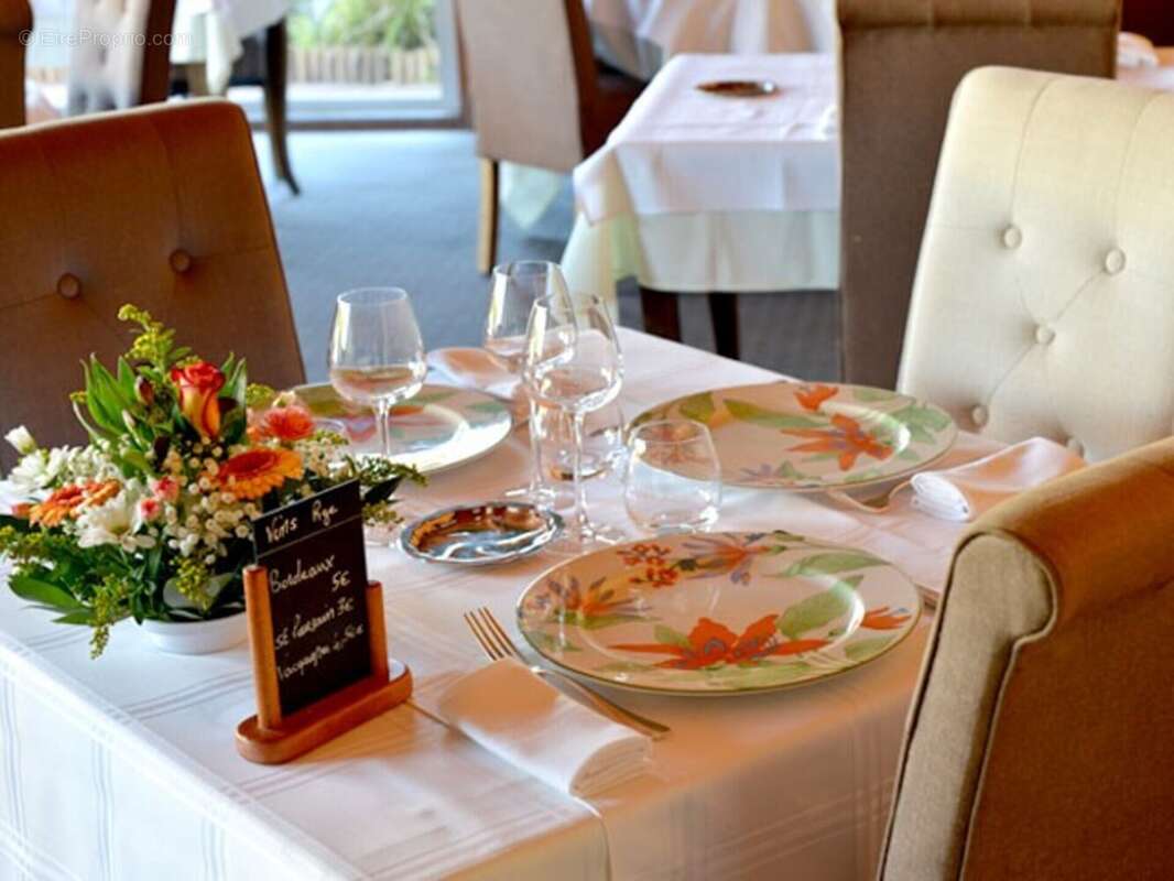 Dpt Allier (03), à vendre ESTIVAREILLES Hôtel - Restaurant -Bar ( licence 4 ) 10 minutes de Montluçon - photo 42