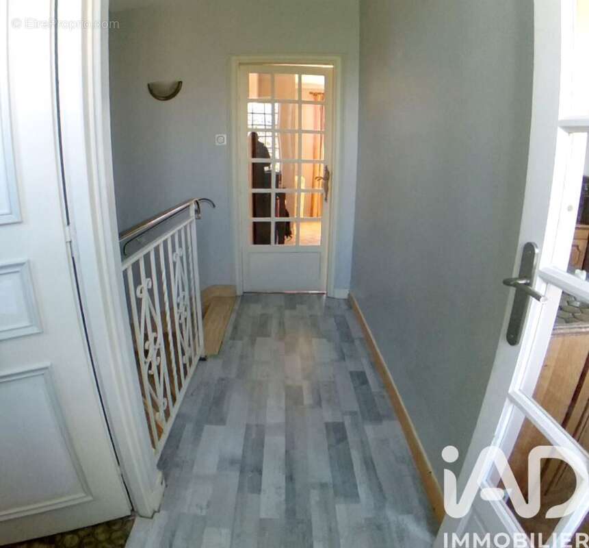 Photo 8 - Maison à LOUVERNE