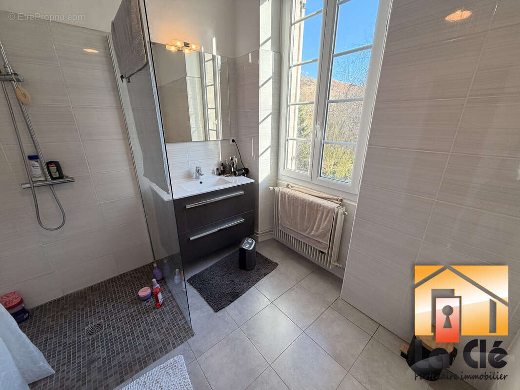 Maison à MONTESQUIEU