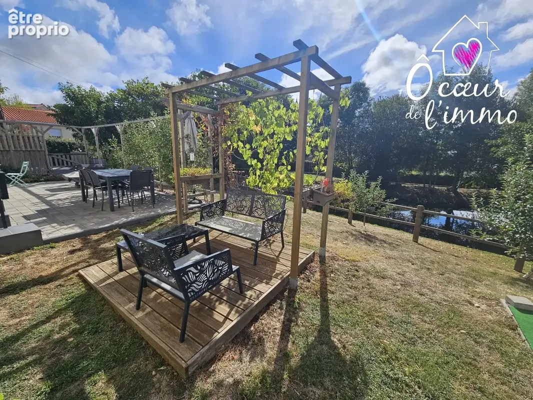 Maison 169 m² à Cholet  - photo 2