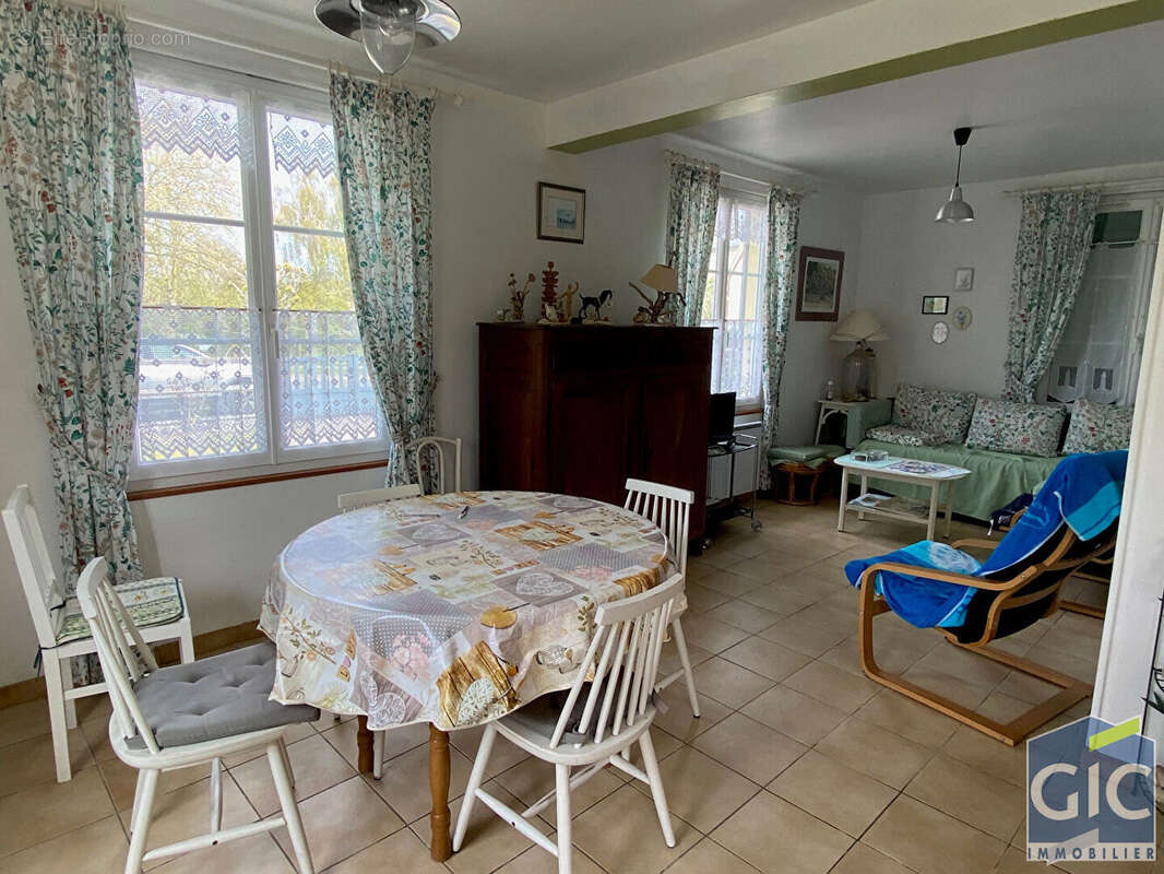 Maison à MERVILLE-FRANCEVILLE-PLAGE