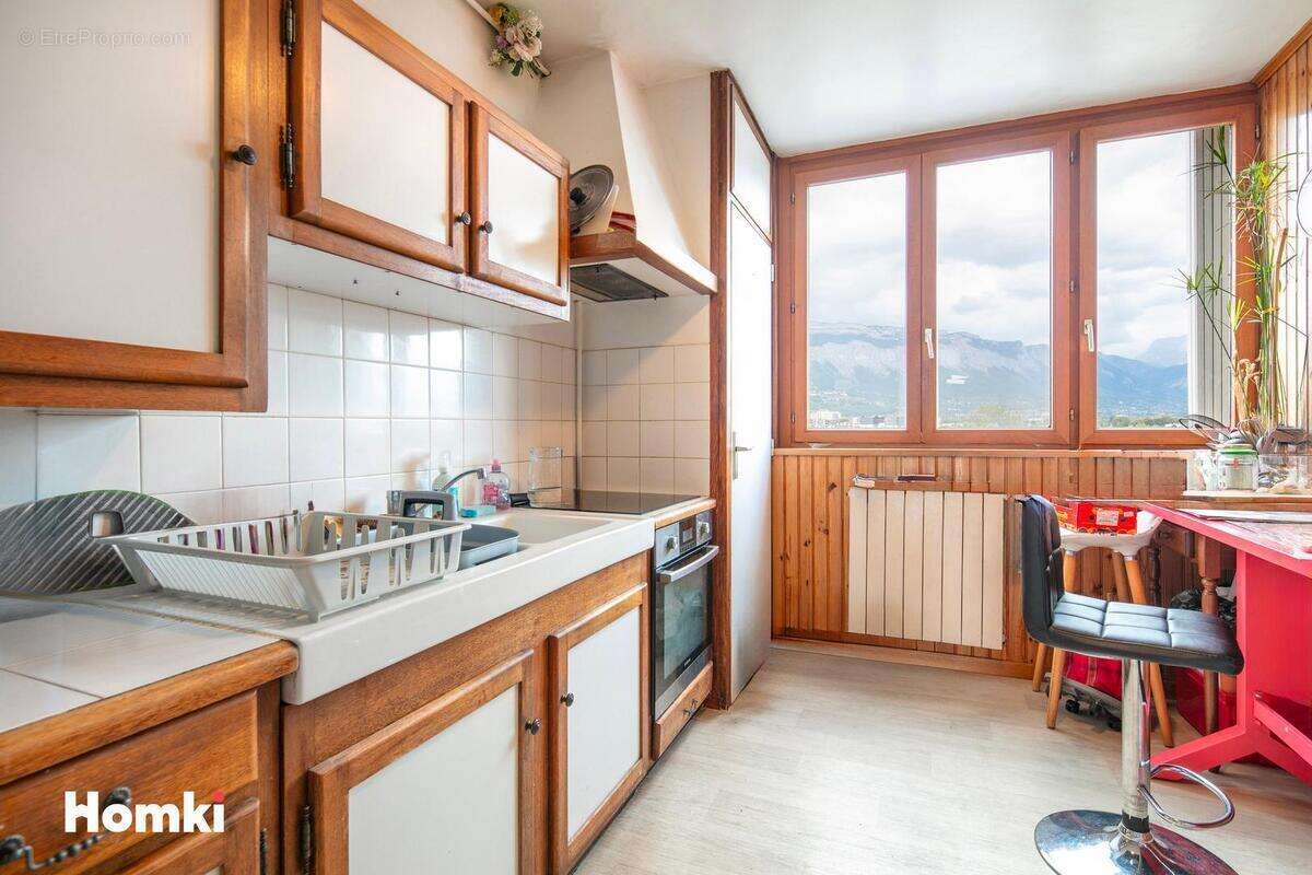 Appartement à SAINT-MARTIN-D'HERES