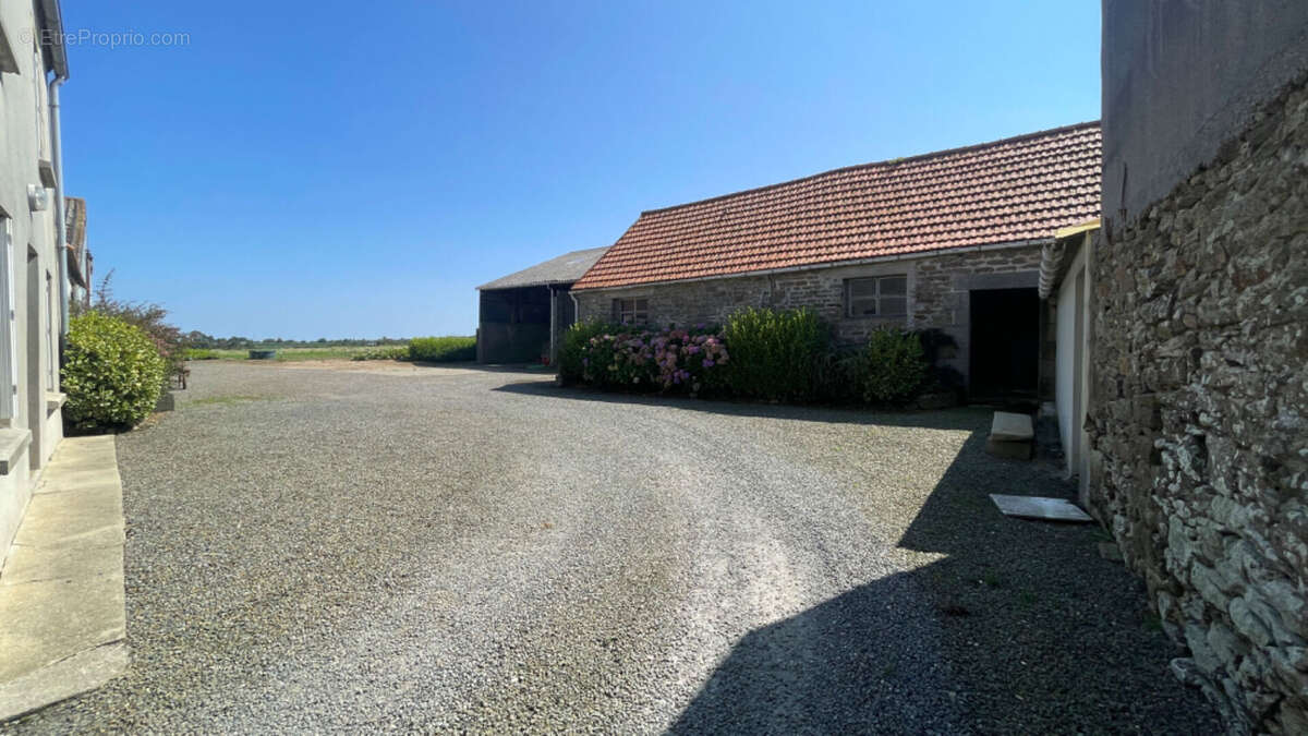 Maison à LANHOUARNEAU