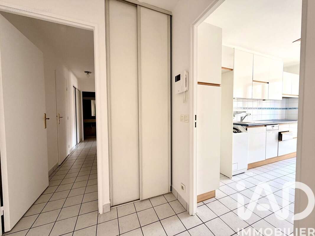 Photo 6 - Appartement à LE PLESSIS-ROBINSON