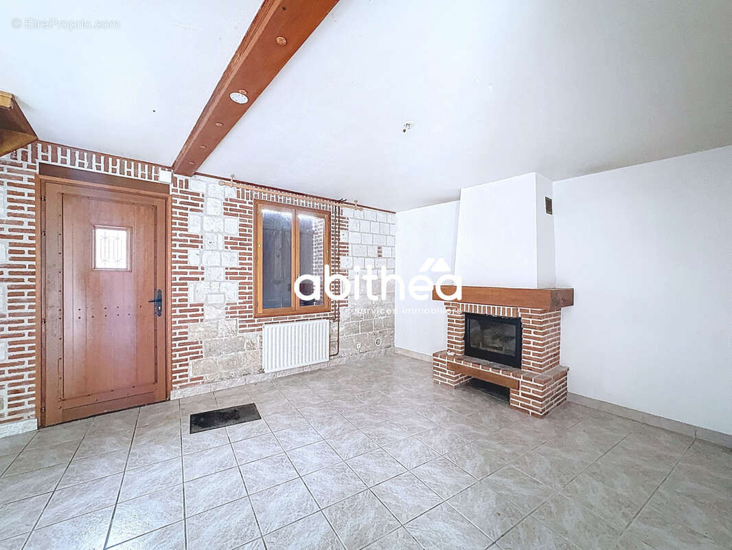 Maison à NEUVILLE-SAINT-VAAST