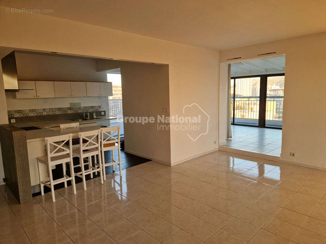 Appartement à MARSEILLE-10E