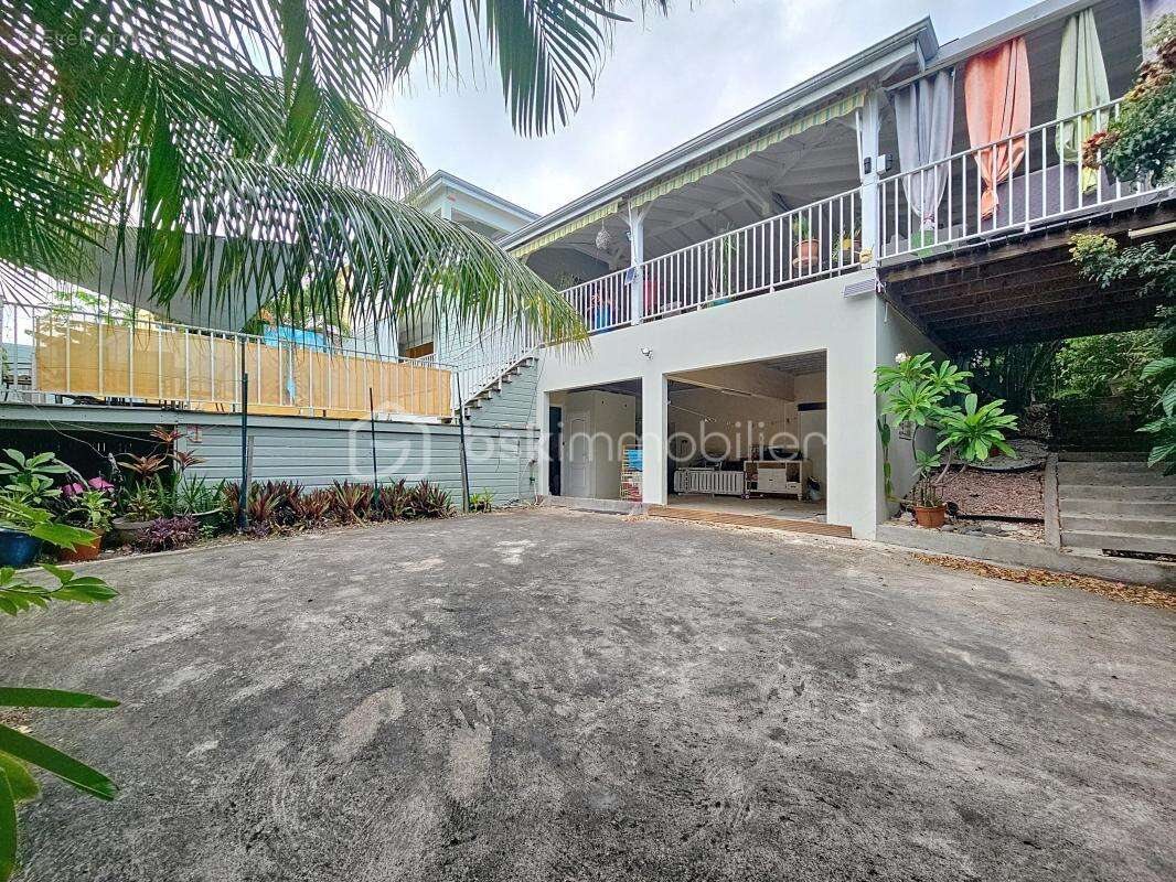 Maison à SAINTE-ANNE