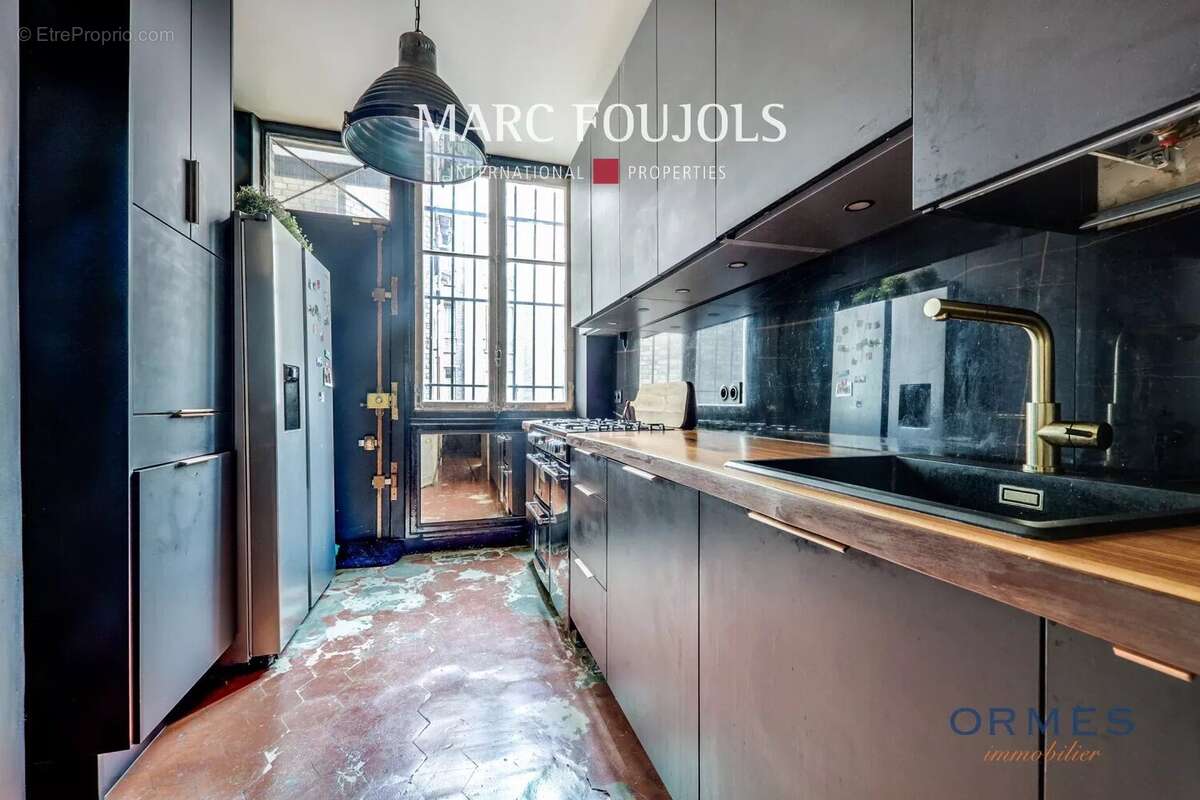 Appartement à PARIS-15E