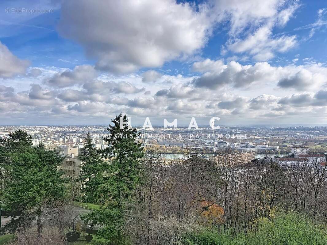 Appartement à SAINTE-FOY-LES-LYON